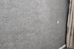 Шёлковая штукатурка Арт дизайн 1 (Art design 1), оттенок 211                                             Пыльно серый цвет в интерьере становится всё более популярным решением для современных пространств.Этот уникальный оттенок, занимающий промежуточное положение между классически серым и теплым бежевым,создает особую атмосферу уюта и изысканности.Интерес к пыльно серому цвету обусловлен его универсальностью и способностью гармонично сочетаться как с яркими акцентами,так и с приглушенными тонами.